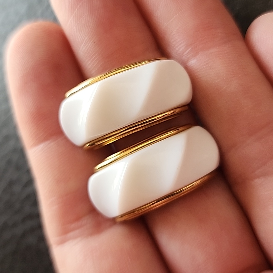 Vtg Earrings